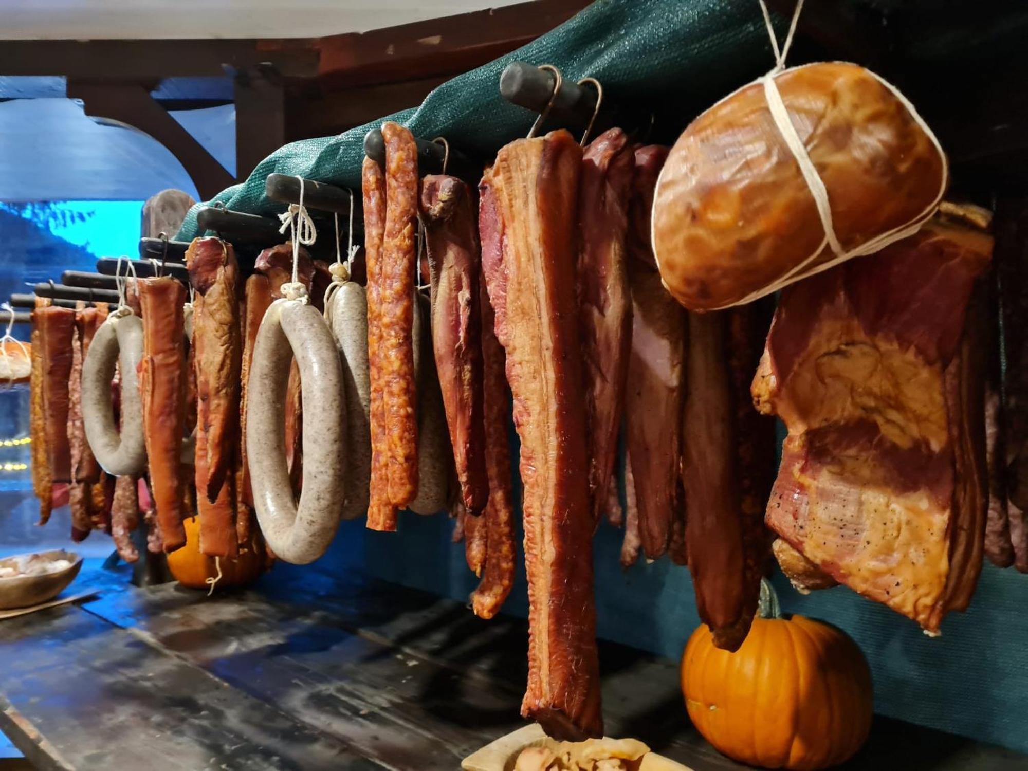 Pensiunea Mai Răşinari Exterior foto