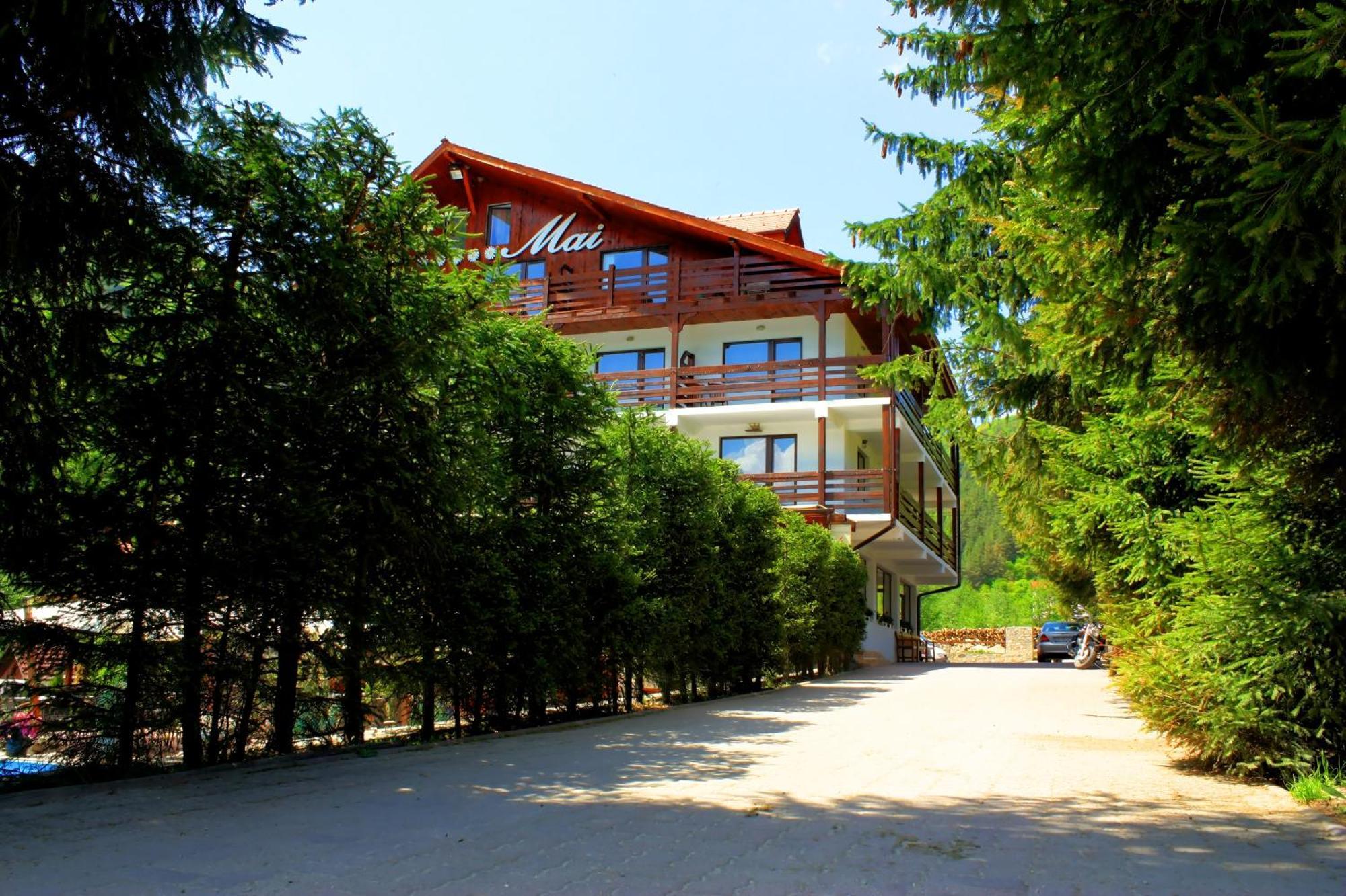 Pensiunea Mai Răşinari Exterior foto